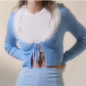 Urban outfitters Rosie baby blue white cropped tie front cardigan faux fur trim
